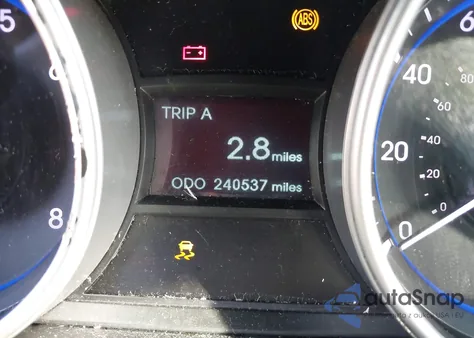 2013 Hyundai Sonata Gls z USA, uszkodzony, nr VIN 5NPEB4AC2DH520080